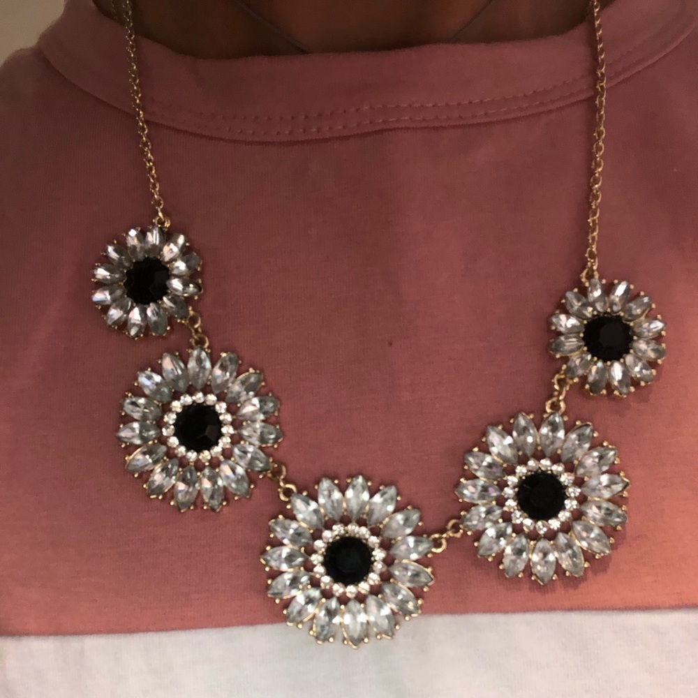 Statement necklace